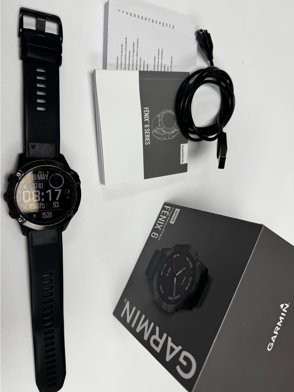 Garmin Fenix 6 in Black with Charging Cable and Manuals
